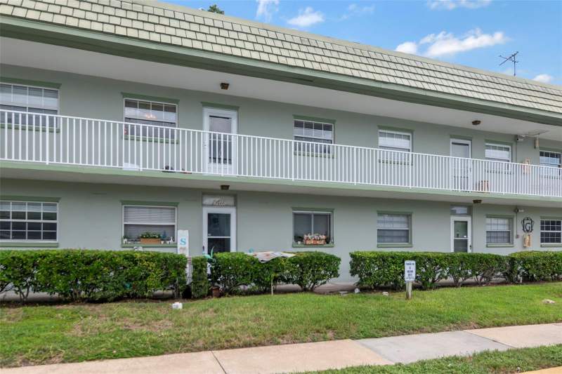 1 bedroom Condominium at 1433 S Belcher Road #G14, Imperial Court Apt, Clearwater — photo 1