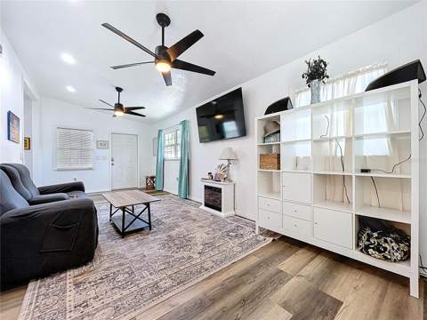 7110 S Mascotte Street, Tampa FL - photo 11 of 40
