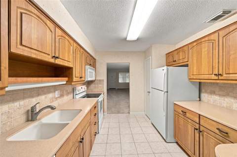 11200 102nd Avenue #64, Seminole FL - photo 12 of 29