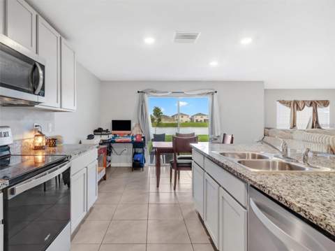 16636 Windmill Forge Pass, Wimauma FL - photo 9 of 40