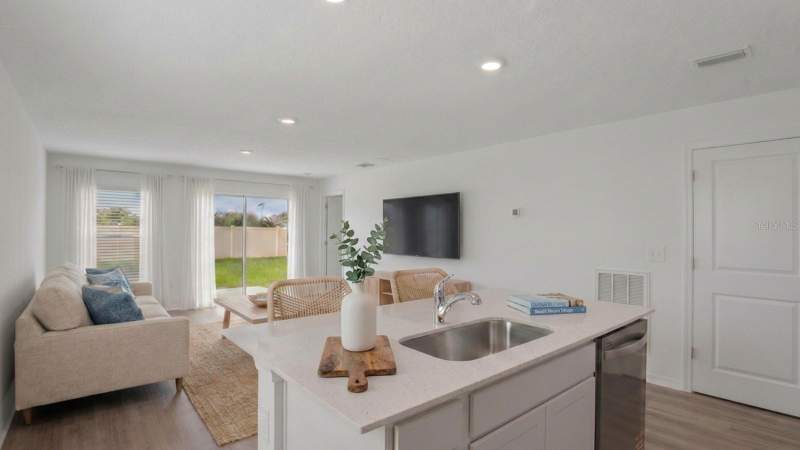 3 bedroom Single Family Residence at 4086 Kona Circle, Somerset Bay, Spring Hill — photo 2
