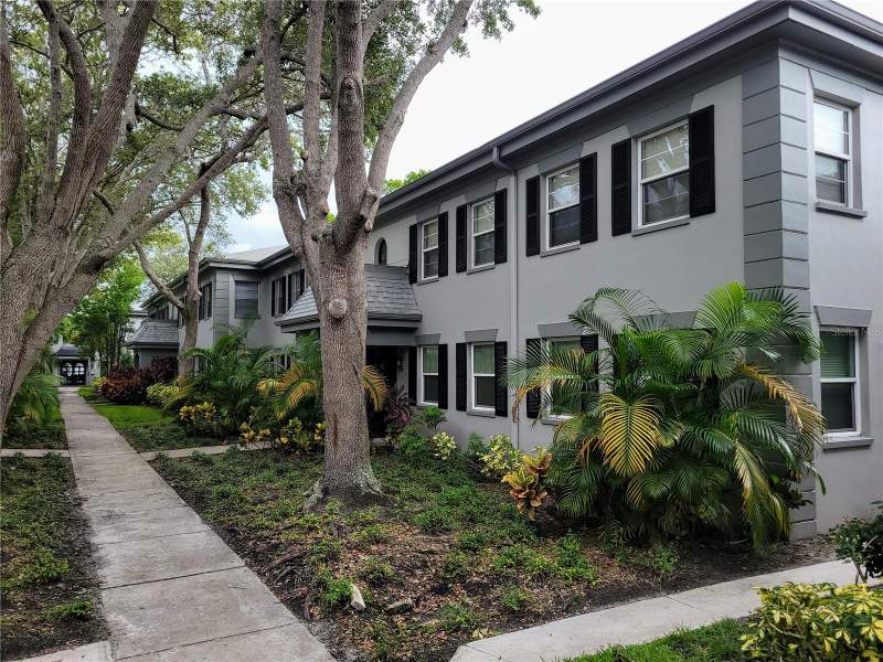 1 bedroom Condominium at 6925-A Avenue Des Palais #1A, Les Chateaux Condo, South Pasadena — photo 2