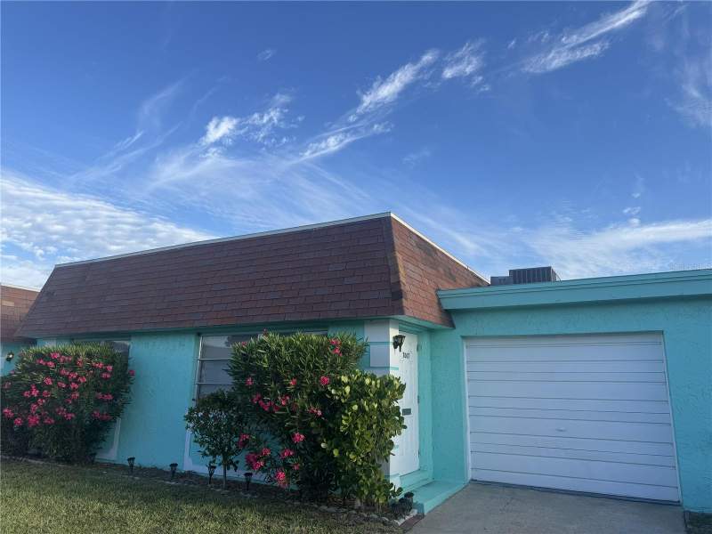 7007 VERSAILLES #n/a home for sale in Vendome Village