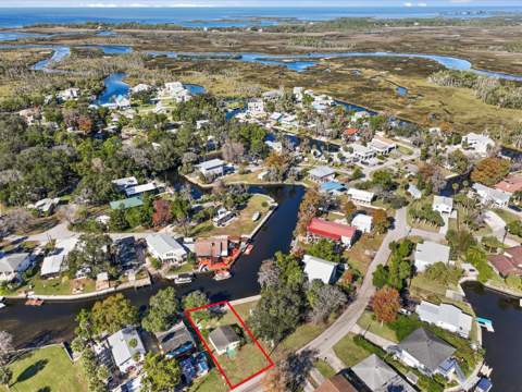 7255 Tropical Drive, Weeki Wachee FL - photo 10 of 20