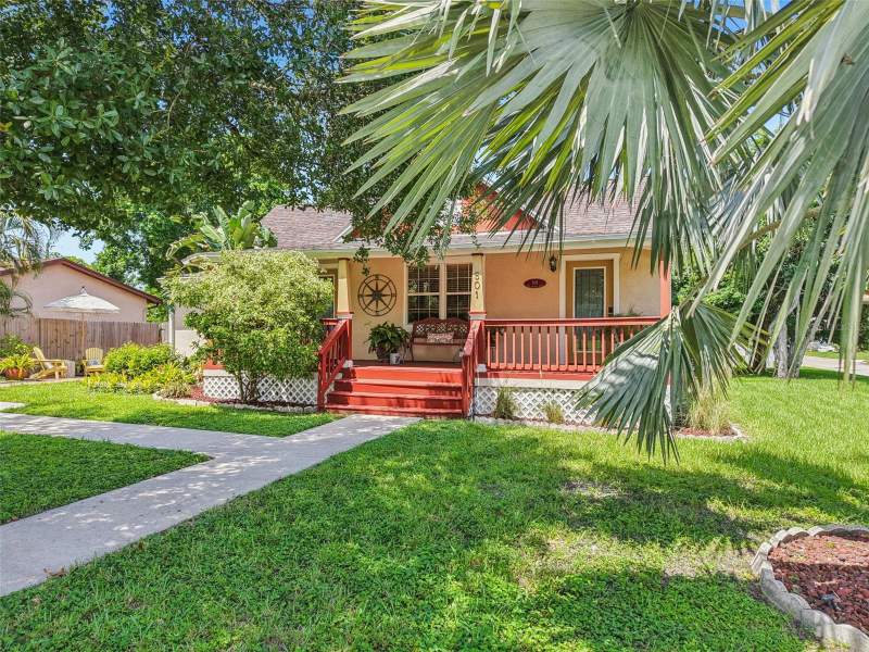 4 bedroom Single Family Residence at 501 32ND AVENUE, PURVIS & HARRIS 4TH ST ADD, ST PETERSBURG — photo 5