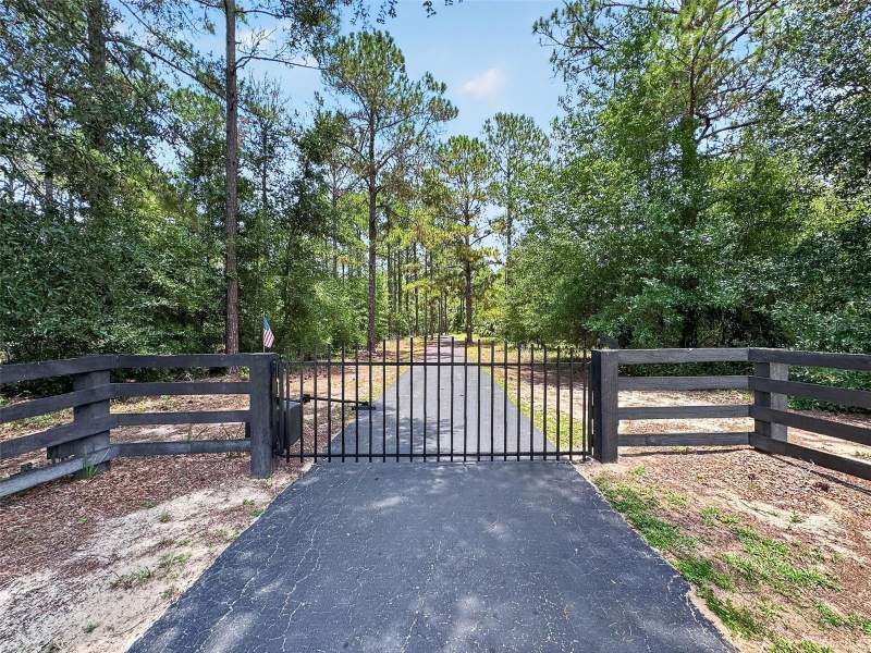 4 bedroom Single Family Residence at 22625 Lake Seneca Road, Eustis, Eustis — photo 4