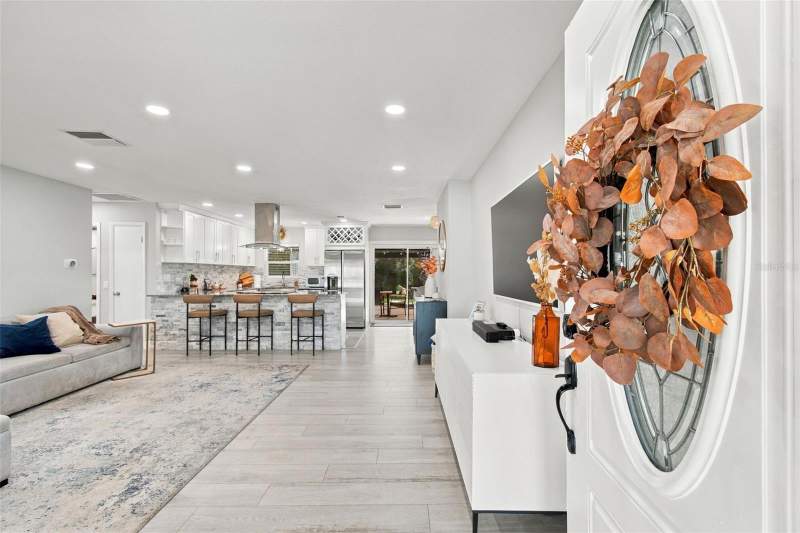 3 bedroom Single Family Residence at 2971 St Croix Drive, Salls Lake Park 3rd Add, Clearwater — photo 5
