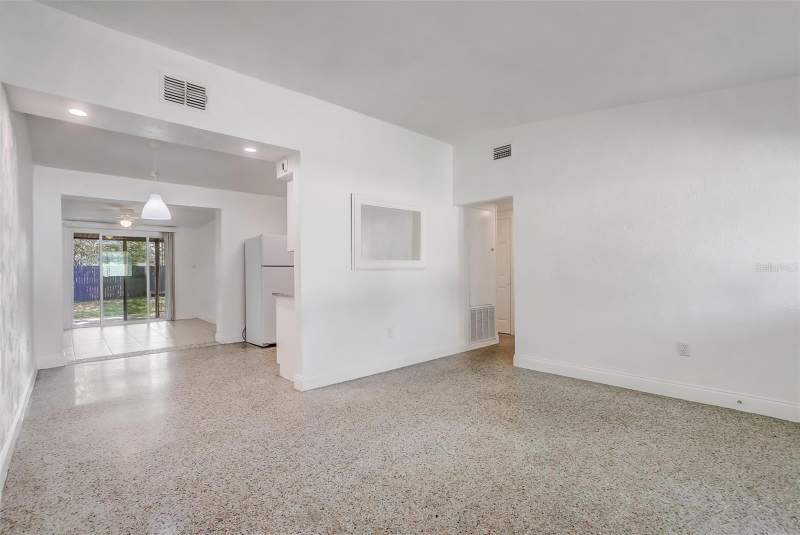 4 bedroom Single Family Residence at 6601 Harvey Street, Swann Lake Manor, Orlando — photo 3