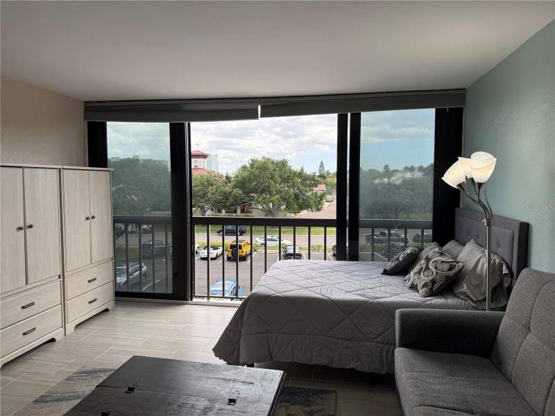 0 bedroom Condominium at 255 Dolphin Point #305, Dolphin Cove Clearwater, Clearwater Beach — photo 4