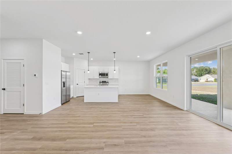 3 bedroom Single Family Residence at 17875 SW 68th Place, Juliette Falls 01 Rep, Dunnellon — photo 3