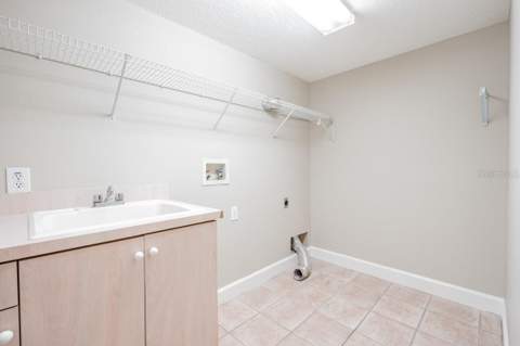 1626 Lago Vista Boulevard, Palm Harbor FL - photo 19 of 41