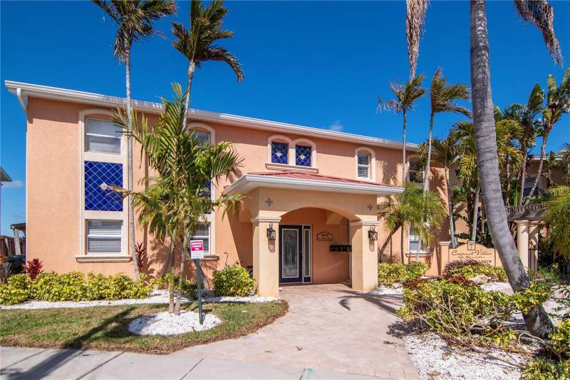 2 bedroom Condominium at 2675 St Josephs Drive #B, Coconut Villas Of Dunedin Condo, Dunedin — photo 2