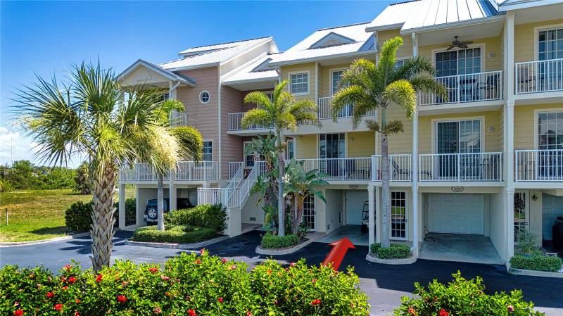 2 bedroom Townhouse at 3273 Mangrove Point Drive, Bahia Beach Twnhms Ph 02, Ruskin — photo 3
