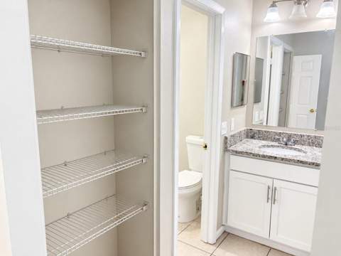 432 Regal Park Drive, Valrico FL - photo 13 of 18
