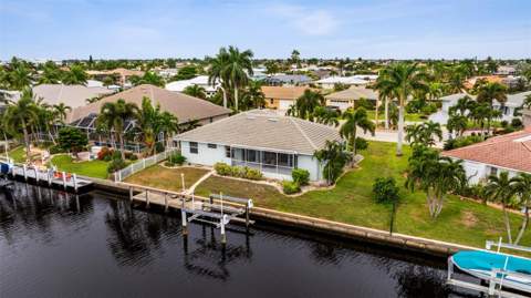 918 Cimarron Drive, Punta Gorda FL - photo 15 of 77