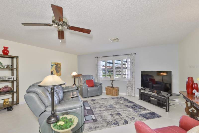 2 bedroom Single Family Residence at 1809 Granville Lane, Greenbriar Sub Ph 1, Sun City Center — photo 5