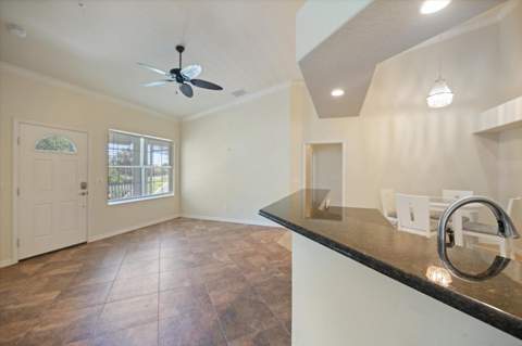300 Gardens Edge Drive #324, Venice FL - photo 10 of 30