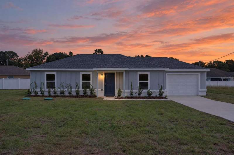 3 bedroom Single Family Residence at 32 Dogwood Drive Court, Silver Spgs Shores Un #17, Ocala — photo 2