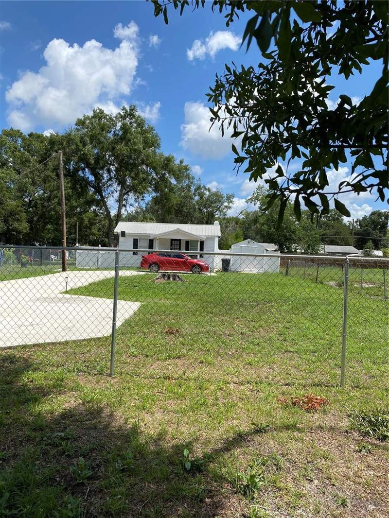 2 bedroom Single Family Residence at 1835 W Greenwood Street, Idlewild Resub Units 01 02 & 03, Lakeland — photo 3