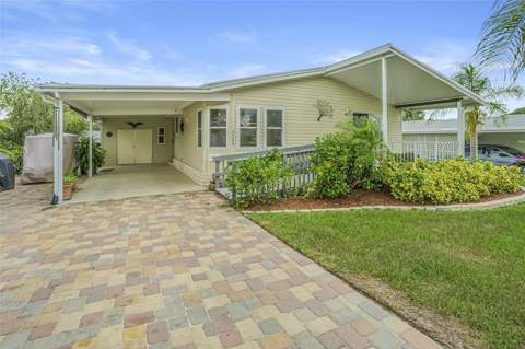 37654 Neukom Avenue, Zephyrhills FL - photo 16 of 56