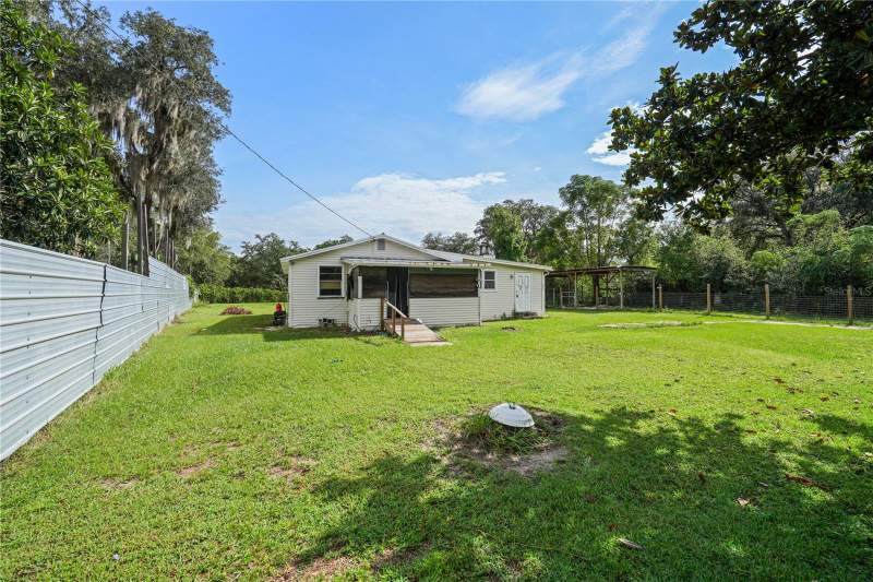 3 bedroom Single Family Residence at 14965 SE 217th Terrace, Frst Lake Capsites, Umatilla — photo 2