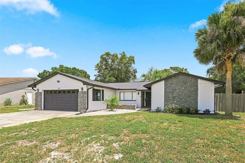 4 bedroom Single Family Residence at 6349 Marlberry Drive, Sand Lake Hills Sec 6, Orlando — photo 2