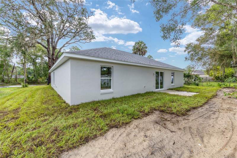 4 bedroom Single Family Residence at 20 Malauka Course, Silver Spgs Shores Un #31, Ocklawaha — photo 5