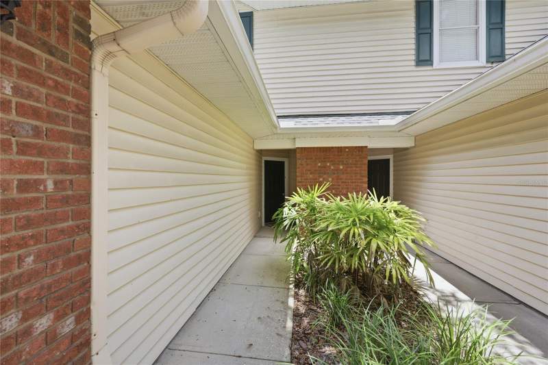 2 bedroom Townhouse at 13200 W Newberry Road #F-29, Greens Condos At West End, Newberry — photo 3