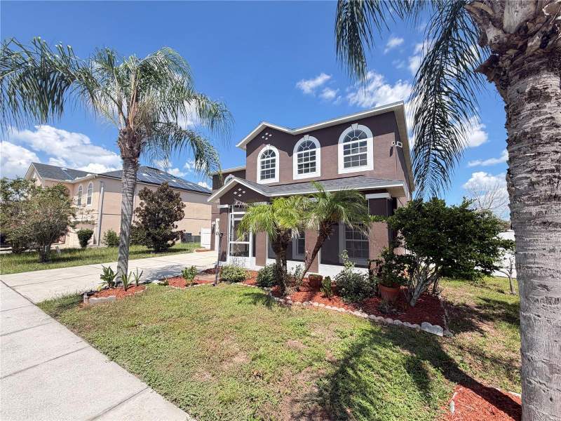 5 bedroom Single Family Residence at 5604 Royal Hills Drive, Royal Hills, Winter Haven — photo 3