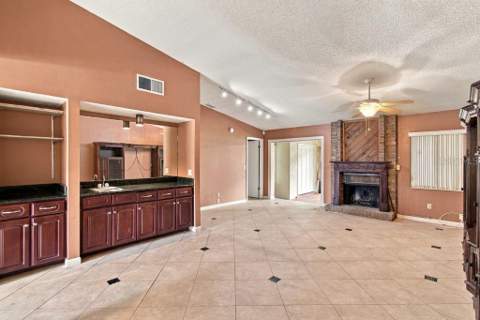 12 Escondido Circle #114, Altamonte Springs FL - photo 10 of 38