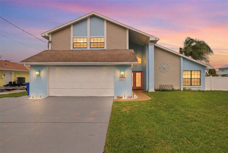 4262 PARADISE CIRCLE home for sale in Gulf Coast Ret