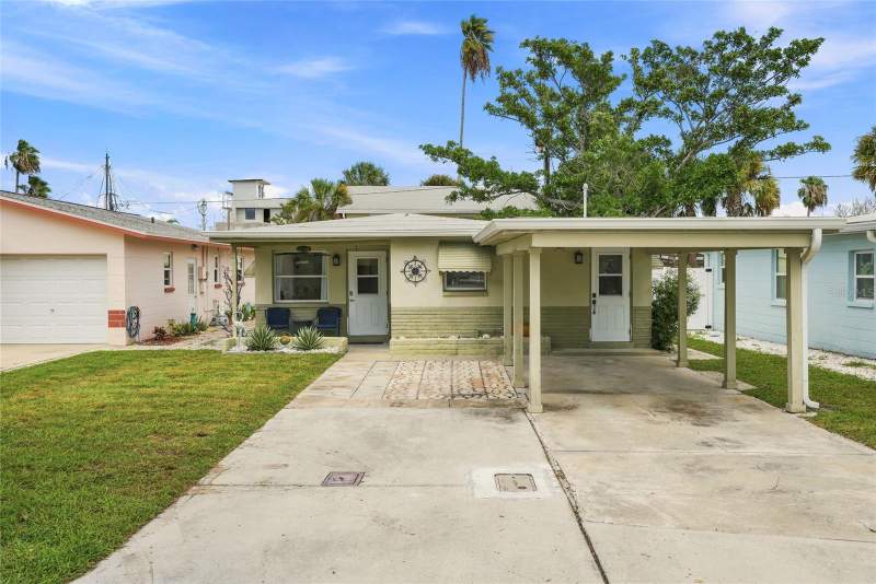 2 bedroom Single Family Residence at 13313 2nd Street, Pages Rep Of Mitchells Beach, Madeira Beach — photo 3