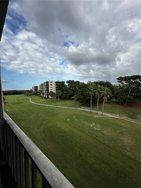 800 Cove Cay Drive #4F, Clearwater FL - photo 19 of 32