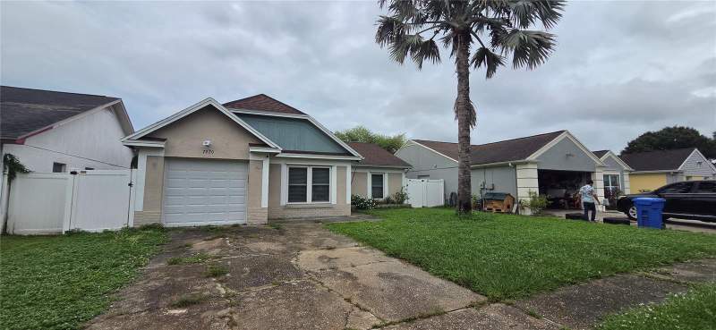 3 bedroom Single Family Residence at 7920 George Washington Lane, Riverdale Sub Ph 3A, Tampa — photo 3