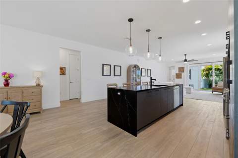 5160 Dartmouth Avenue, St Petersburg FL - photo 16 of 59