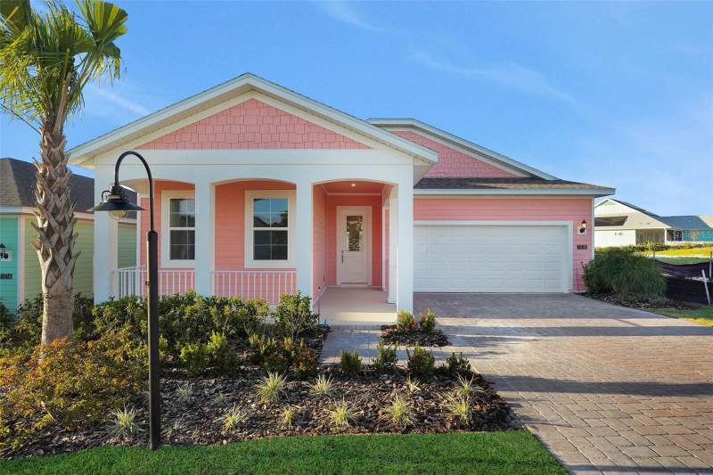 1035 FIESTA KEY CIRCLE home for sale in Green Key Village