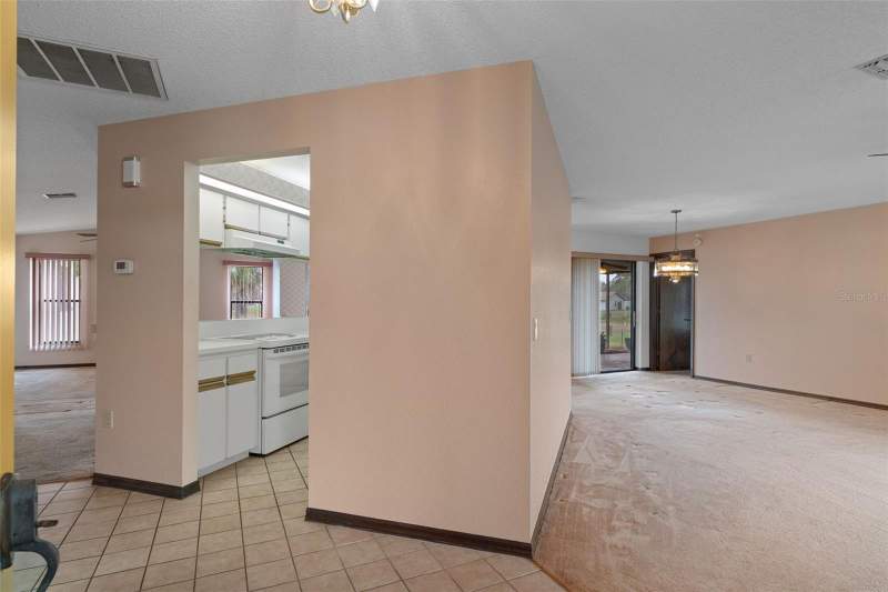 4 bedroom Single Family Residence at 6341 Indian Rock Court, Spring Hill, Spring Hill — photo 5