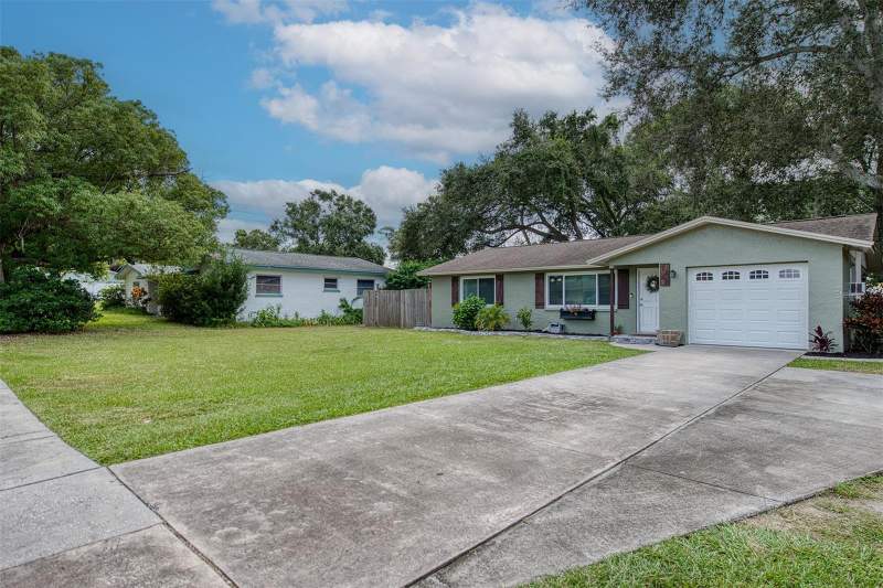 1440 WISCONSIN AVENUE home for sale in Sutherland Town