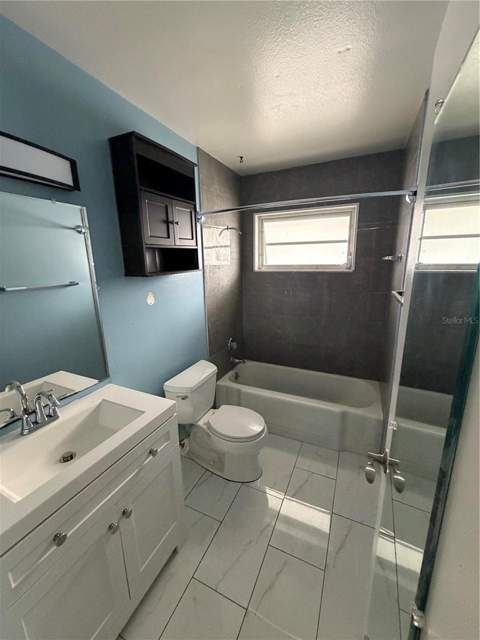 1205 Hacienda Drive, Sun City Center FL - photo 7 of 10