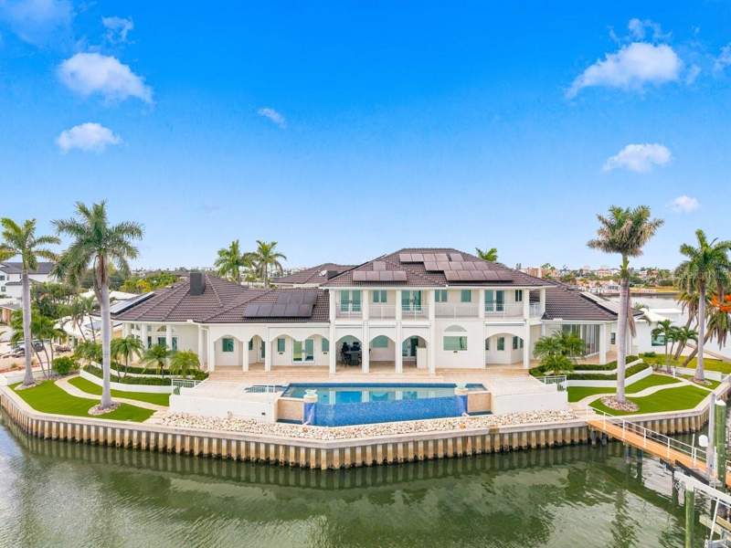  home for sale in Enchantment Clearwater Beach Hotel Condominium Homes for Sale: 1157 Homes, From $59K