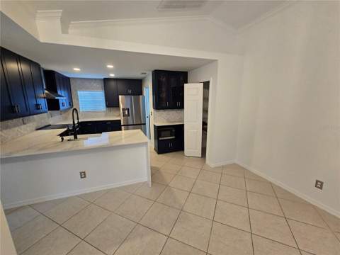 219 NW 25th Place, Cape Coral FL - photo 6 of 6