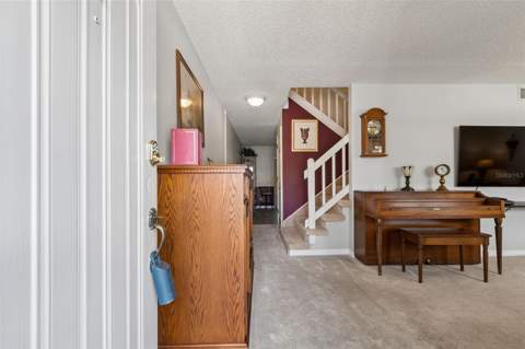 1319 Abbey Crescent Lane, Clearwater FL - photo 6 of 6