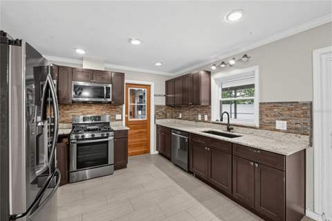 2020 Leanne Court, Winter Park FL - photo 9 of 28