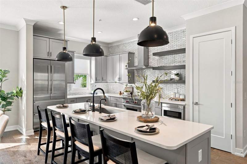 3 bedroom Townhouse at 2442 W Mississippi Avenue #3, Belfair Park Twnhms Pt, Tampa — photo 3