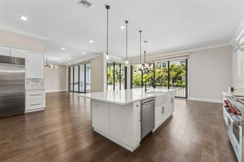 481 W Davis Boulevard, Tampa FL - photo 18 of 77
