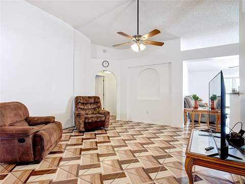 2622 Hunley Loop, Kissimmee FL - photo 10 of 46