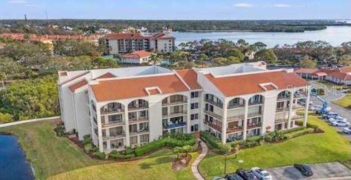 Mariner Village Northwest Condo