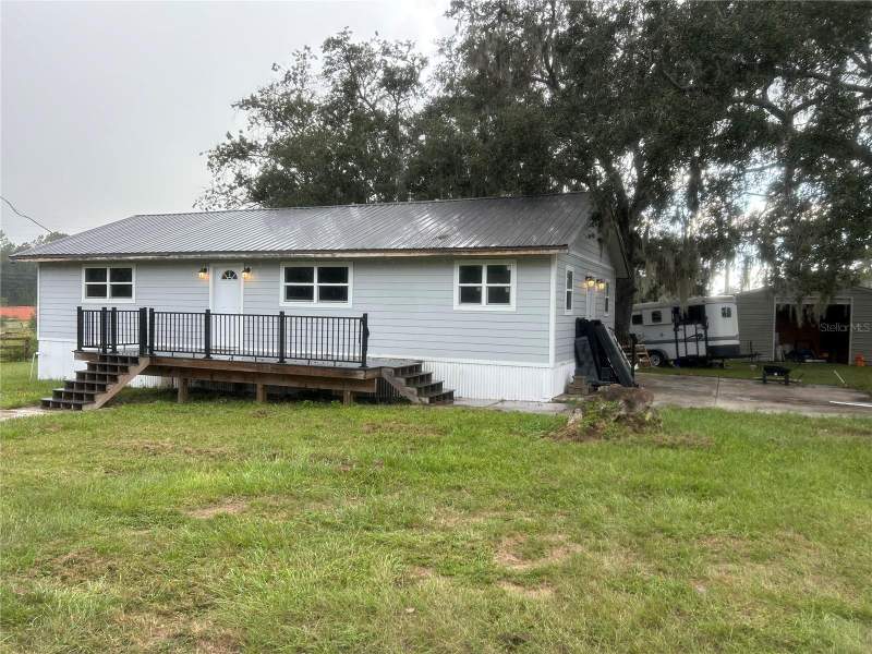 2 bedroom Farm at 10661 W Highway 40, Ocala, Ocala — photo 4