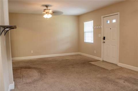 3142 Henderson Circle, Lakeland FL - photo 12 of 35