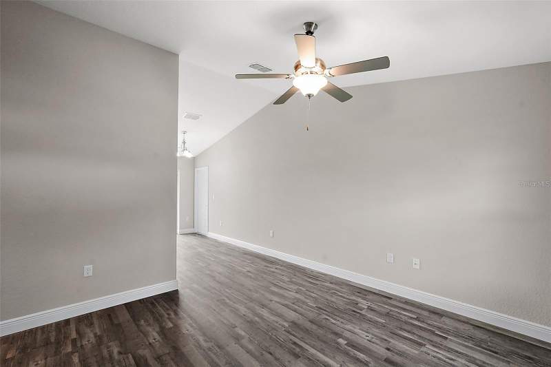 3 bedroom Single Family Residence at 35 Juniper Trak, Silver Springs Shores, Ocala — photo 3